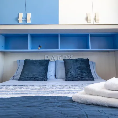 Beachfront Luxury Letizia - Sea View Terraces & Solar Energy *
