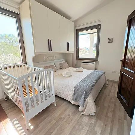 Вилла Beachfront Luxury Letizia - Sea View Terraces & Solar Energy Куарту-Сант'Элена