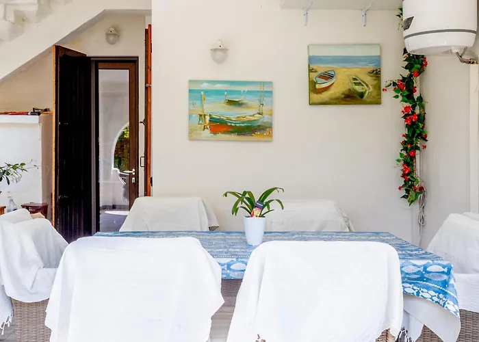Villa Letizia - Heritage & Sustainable 100M Sea Quartu SantʼElena