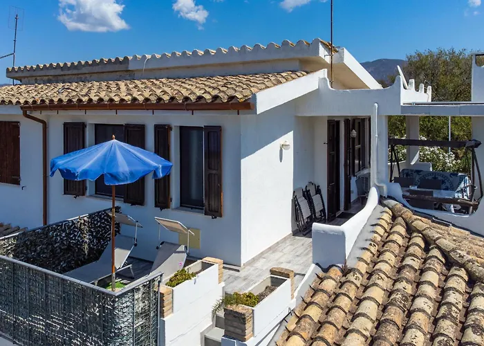 Βίλα Villa Letizia - Heritage & Sustainable 100M Sea *